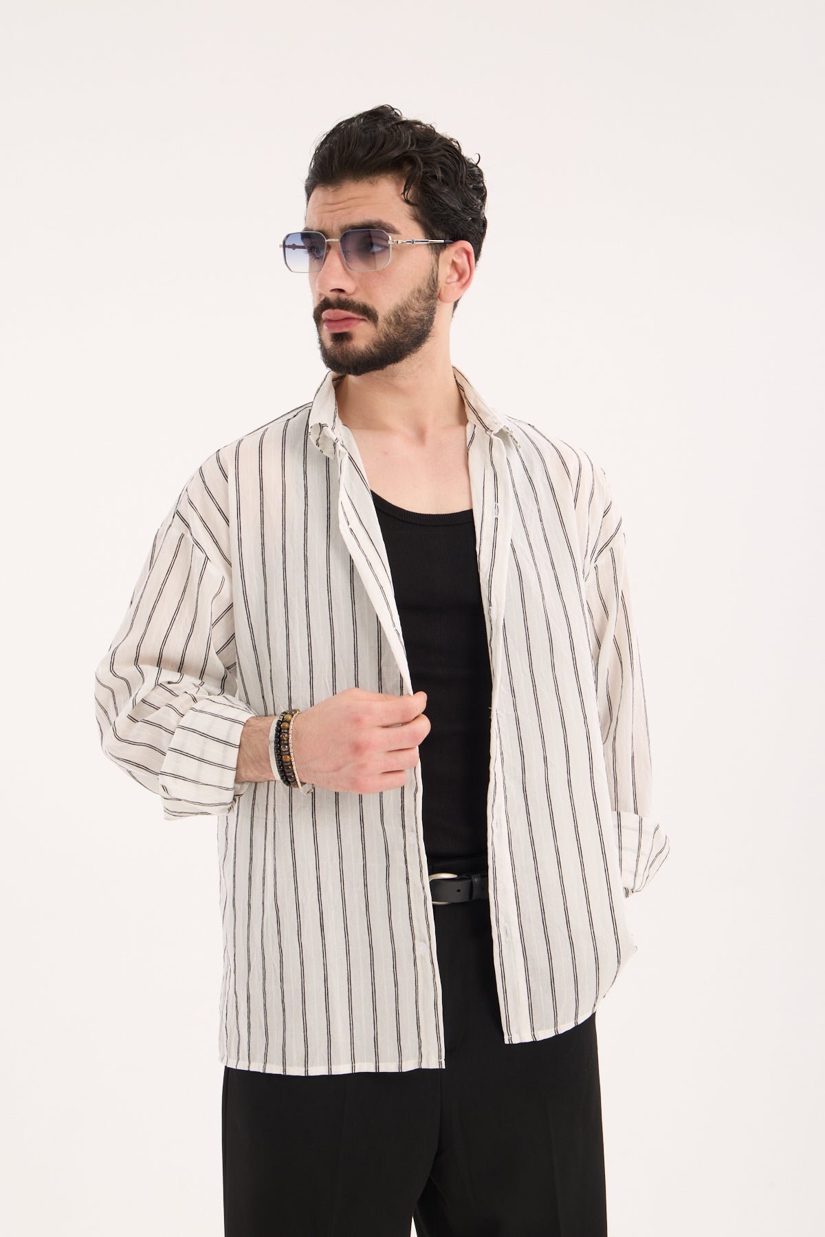 colort-card:white color:white