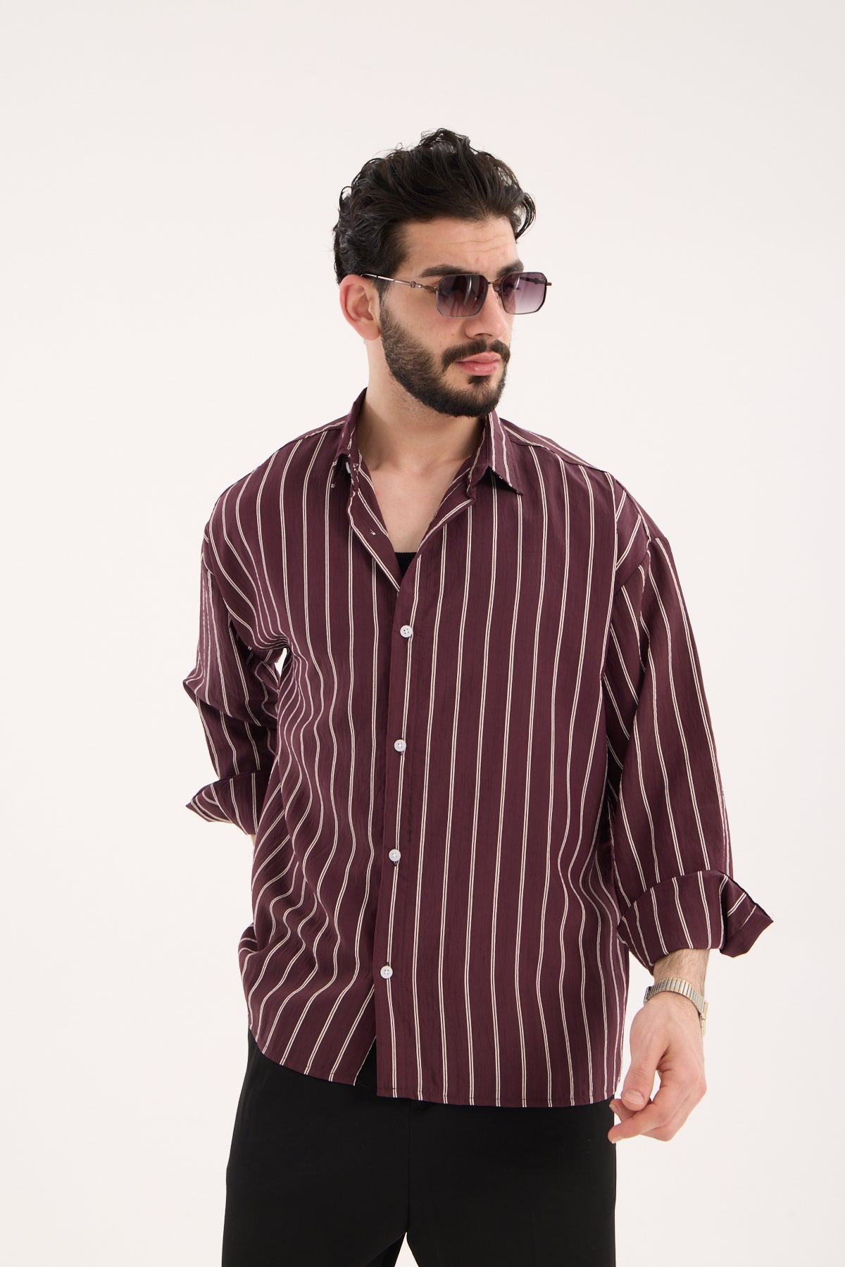 color-card:burgundy color:burgundy 
