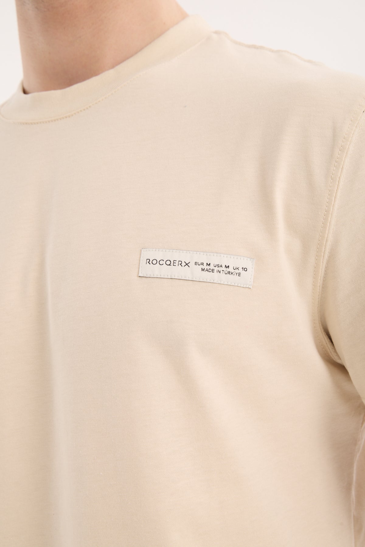 color-card:beige 