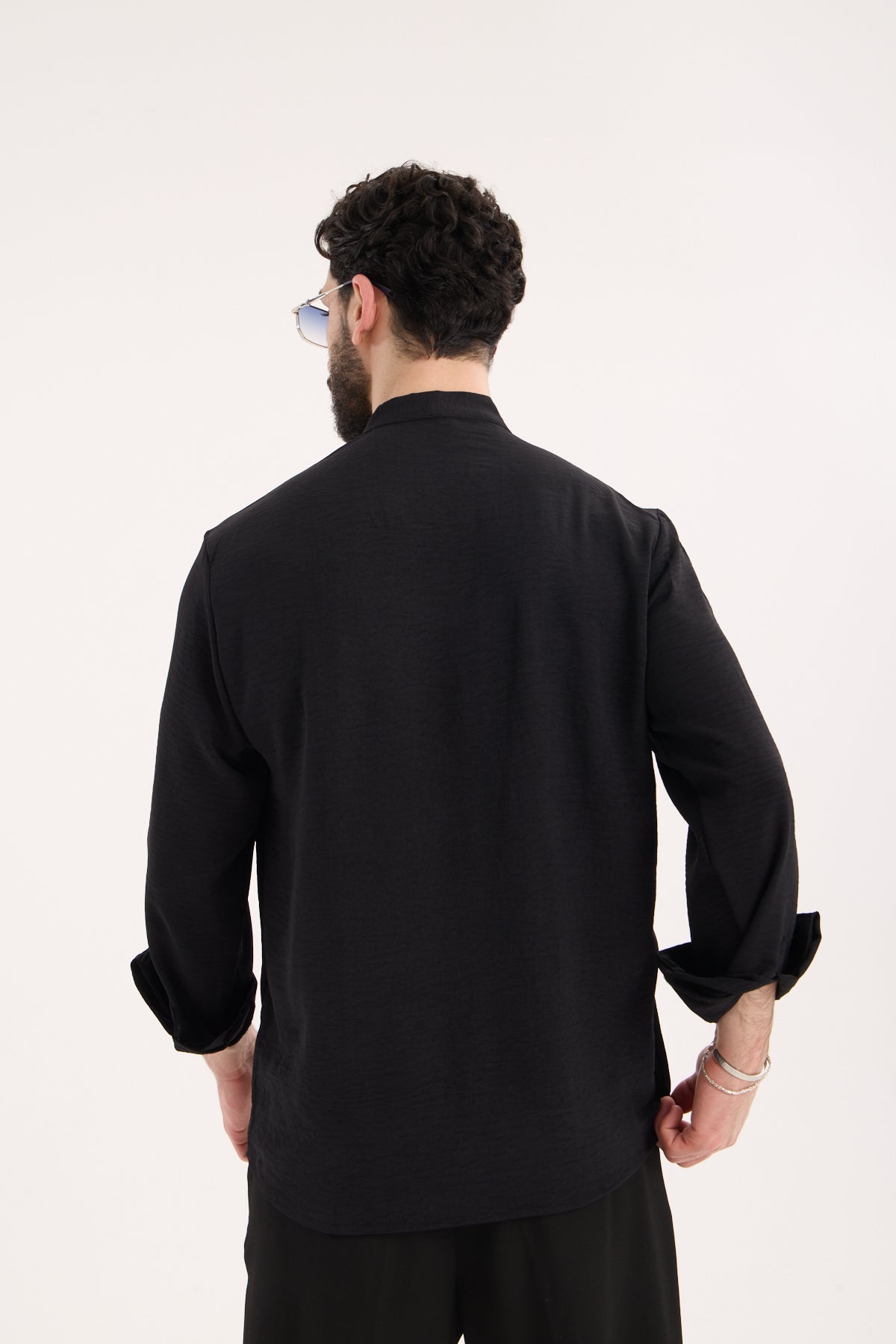 colort-card:black color:black