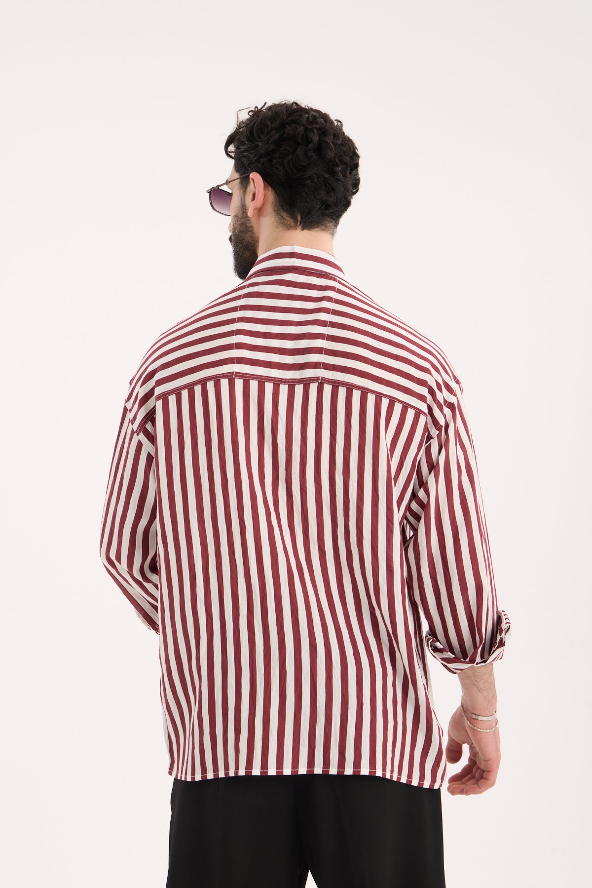 color:burgundy