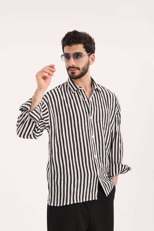 color:black