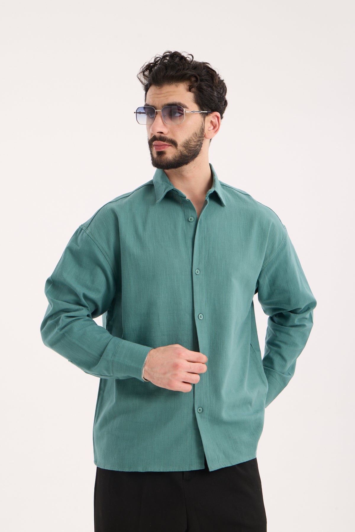 color:green