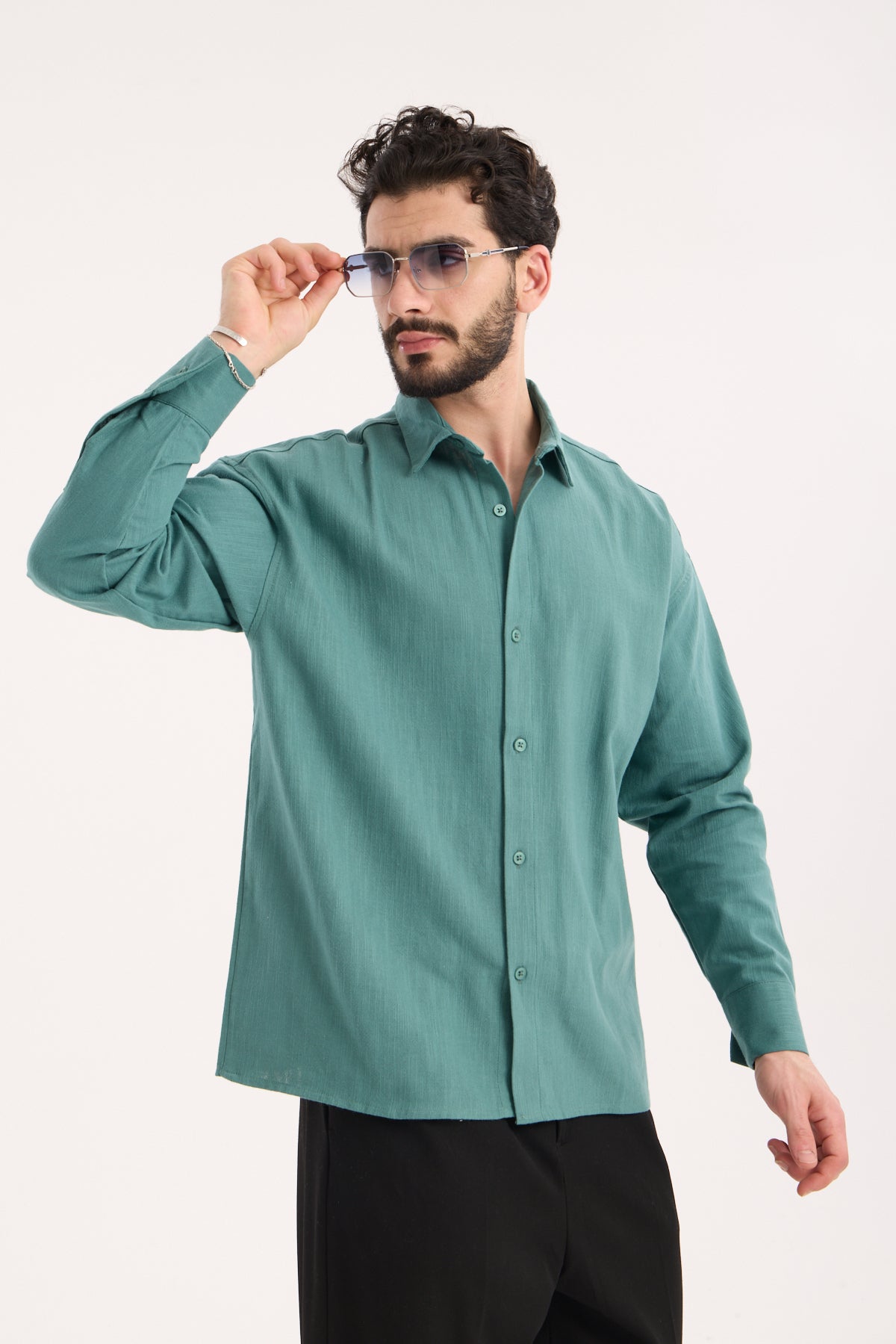 color:green