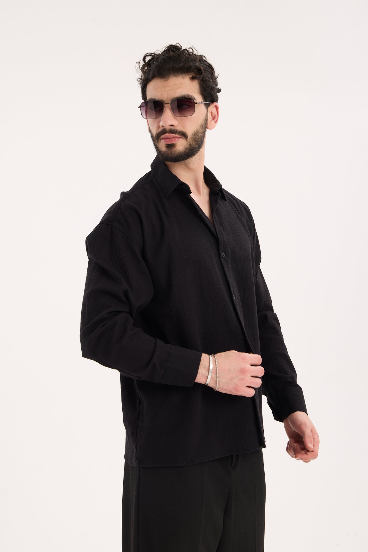 color-card:black color:black