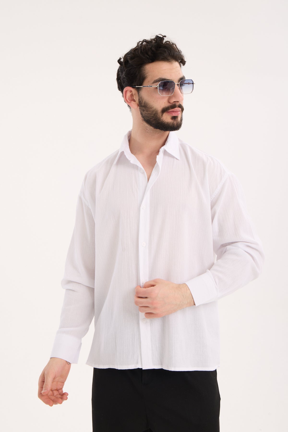 color-card:white color:white