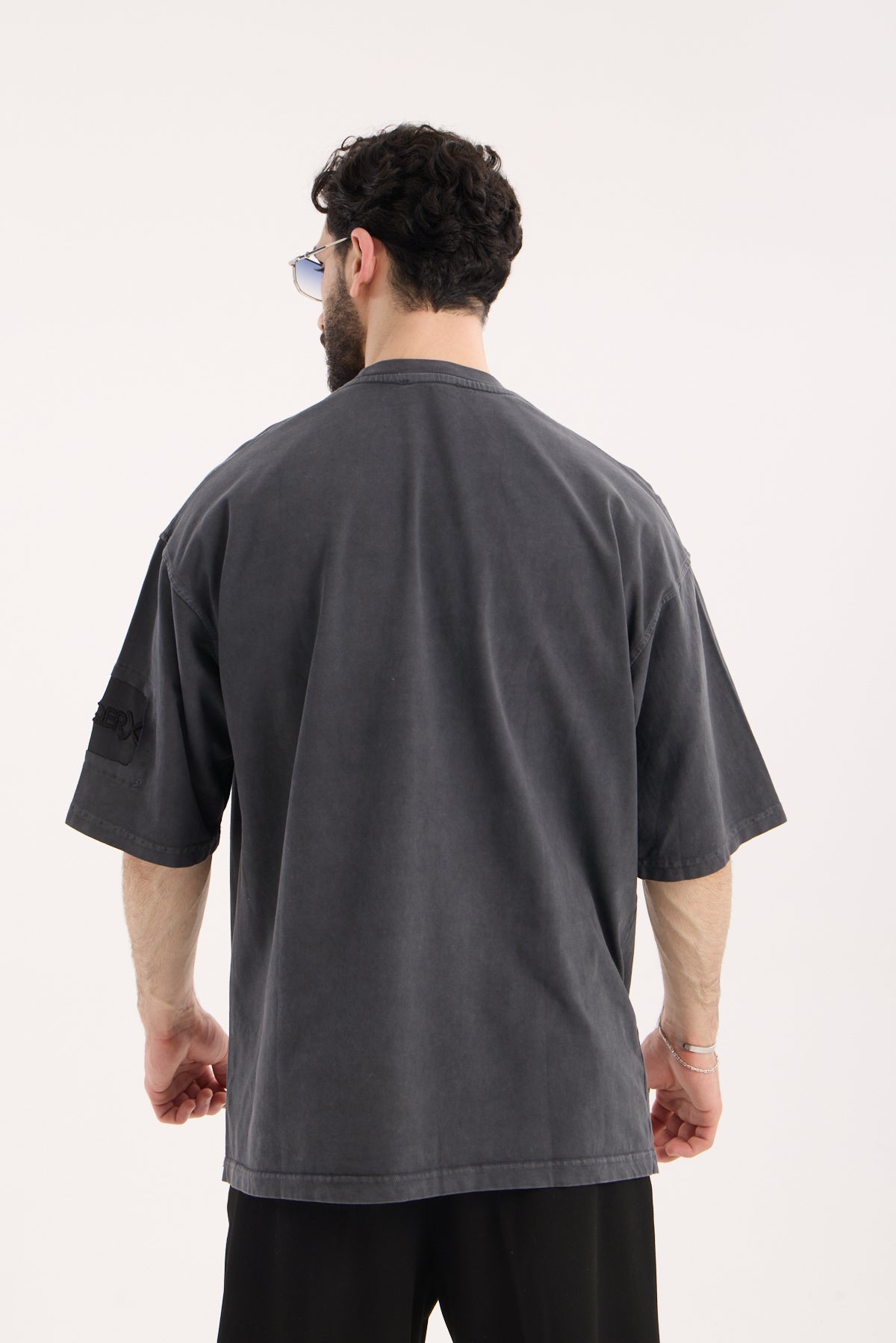 Washed Cotton T-Shirt with Sleeve Embroidery – Men’s Premium Casual Tee R-5865